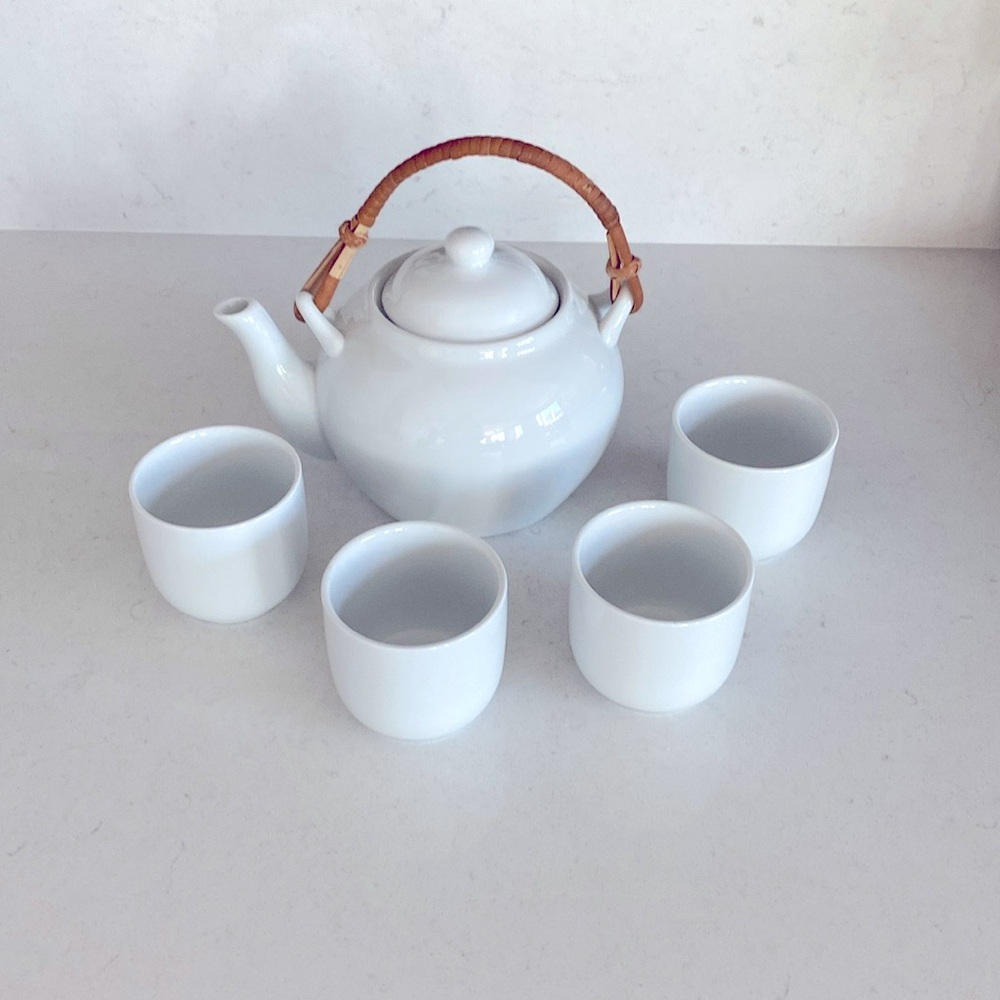Pier 1 Imports Porcelain Tea Set White China Teapot & 4 Cups Classic Decor Asian